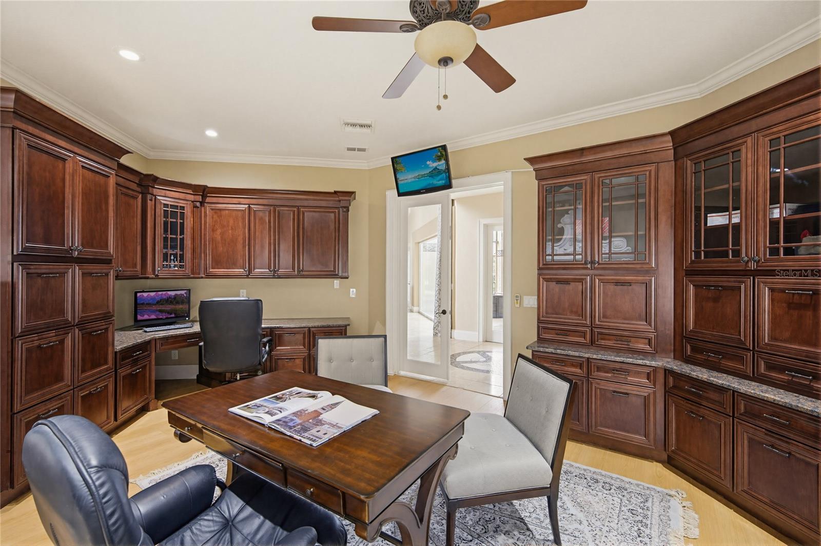 O6397850 Property Photo