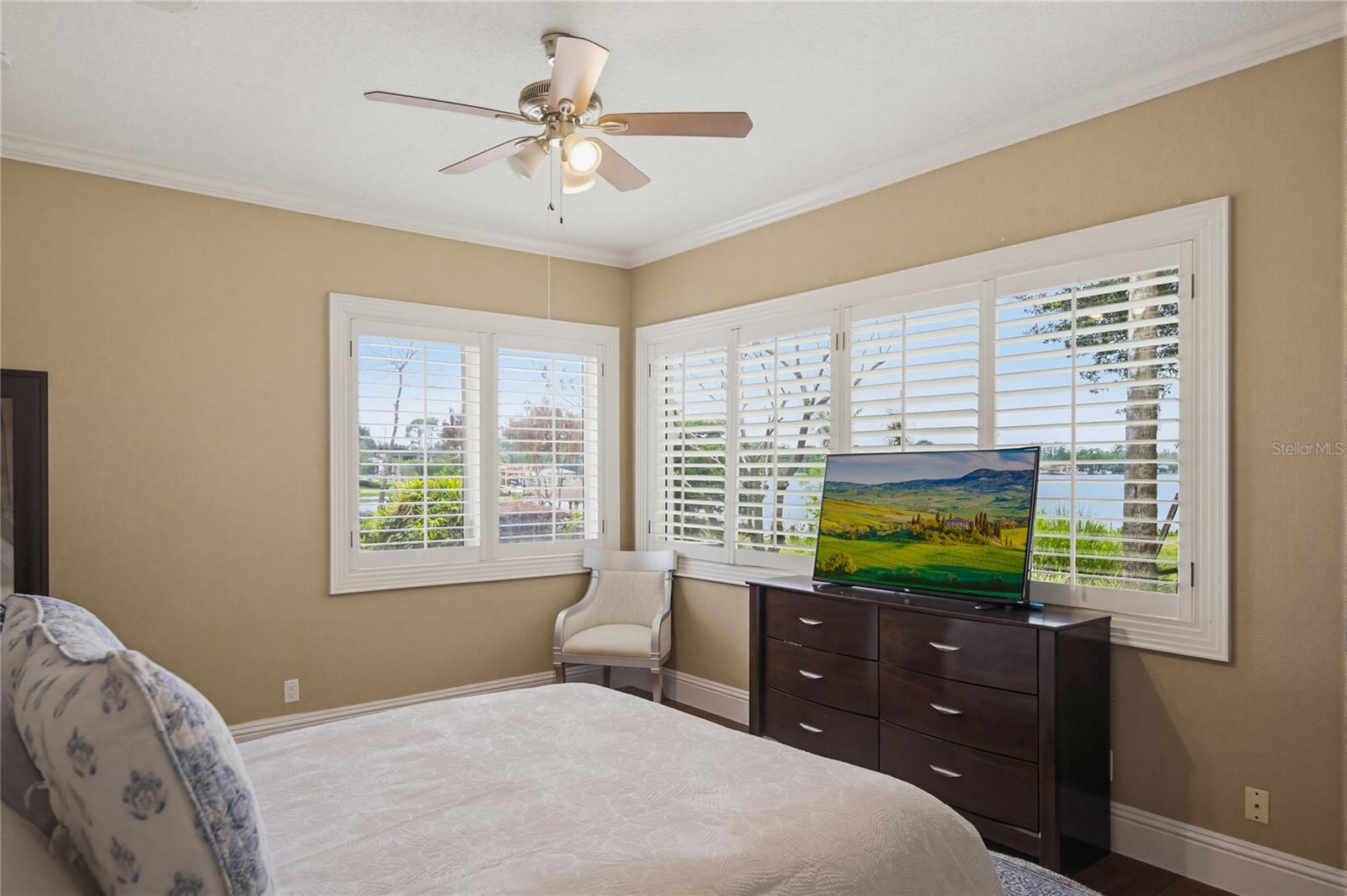 O6397850 Property Photo