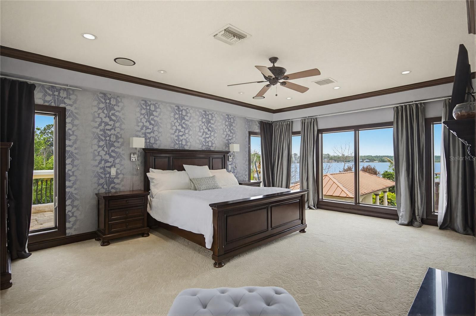 O6397850 Property Photo