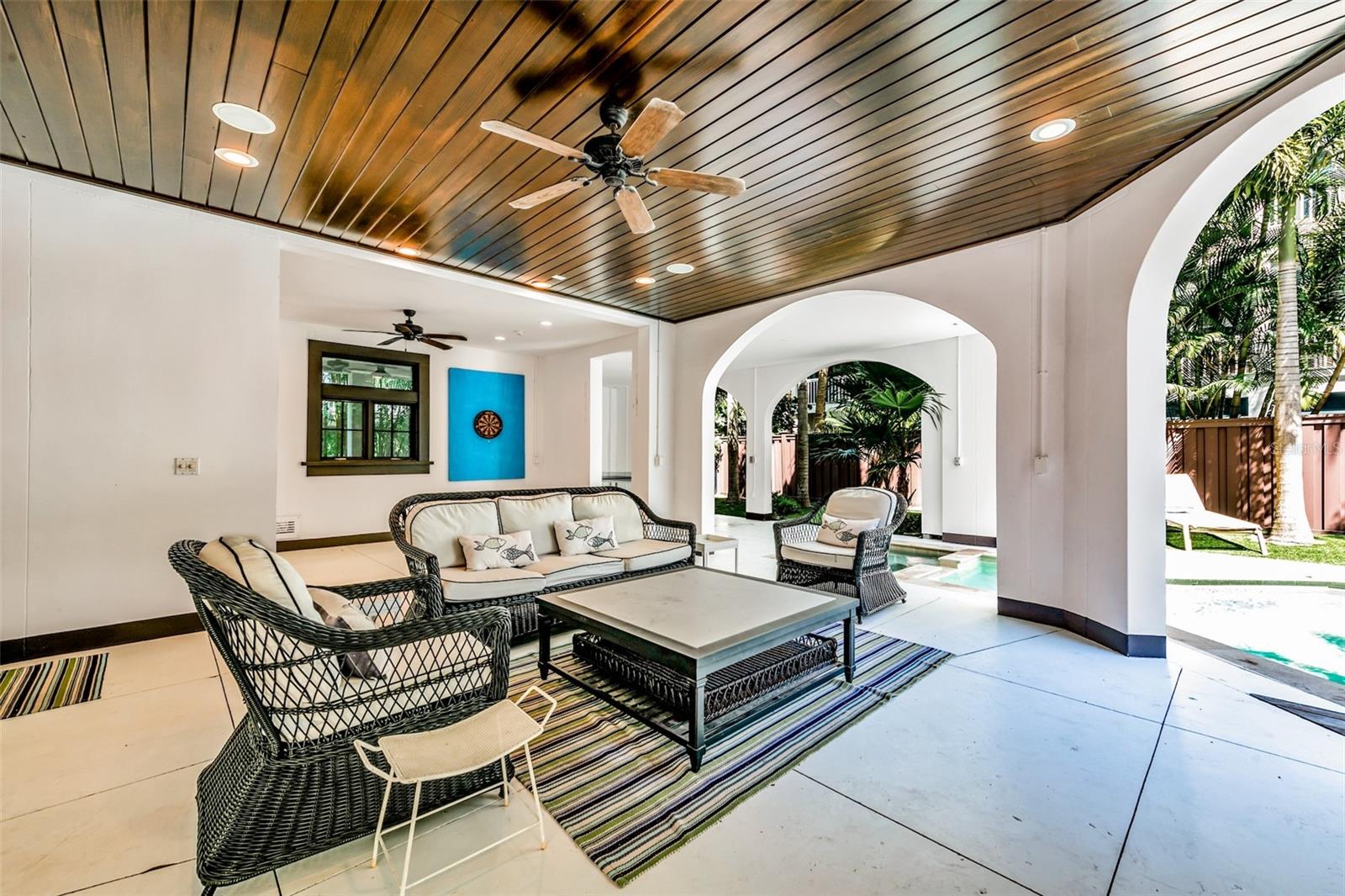 A4689581 Property Photo