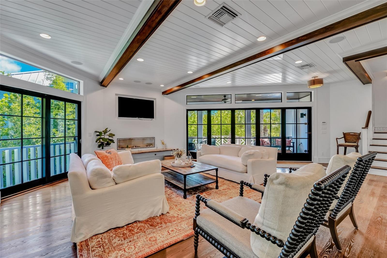A4689581 Property Photo
