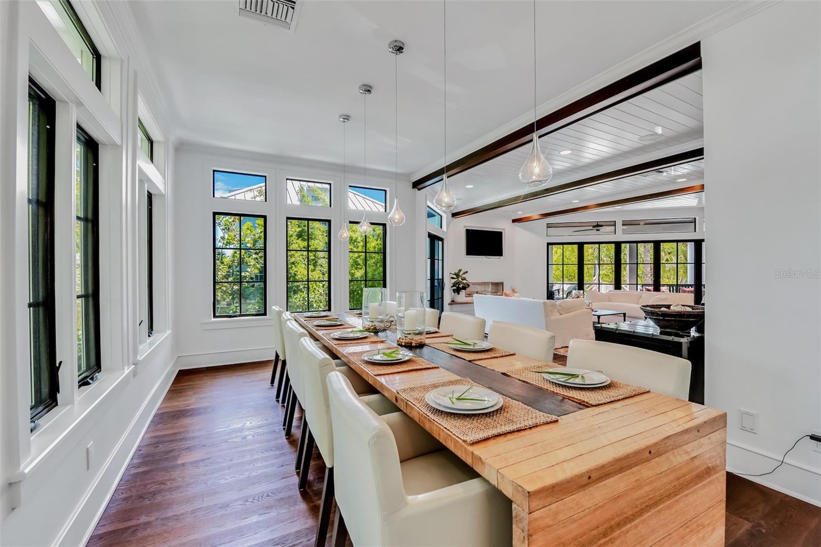 A4689581 Property Photo