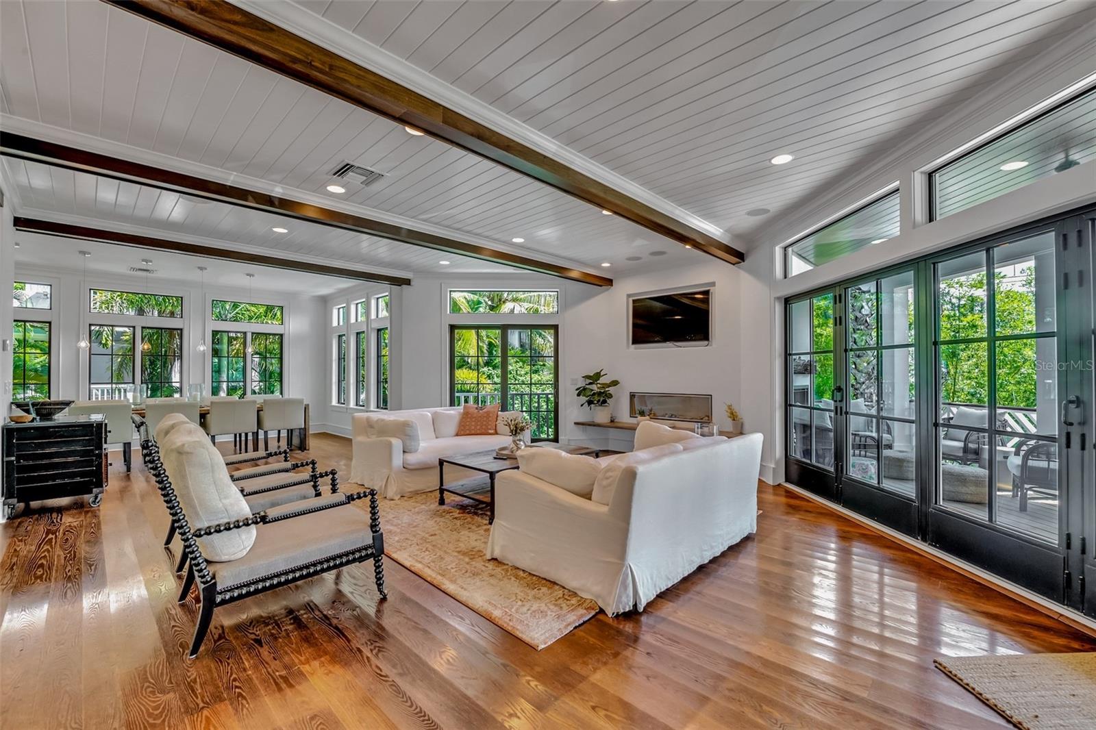 A4689581 Property Photo
