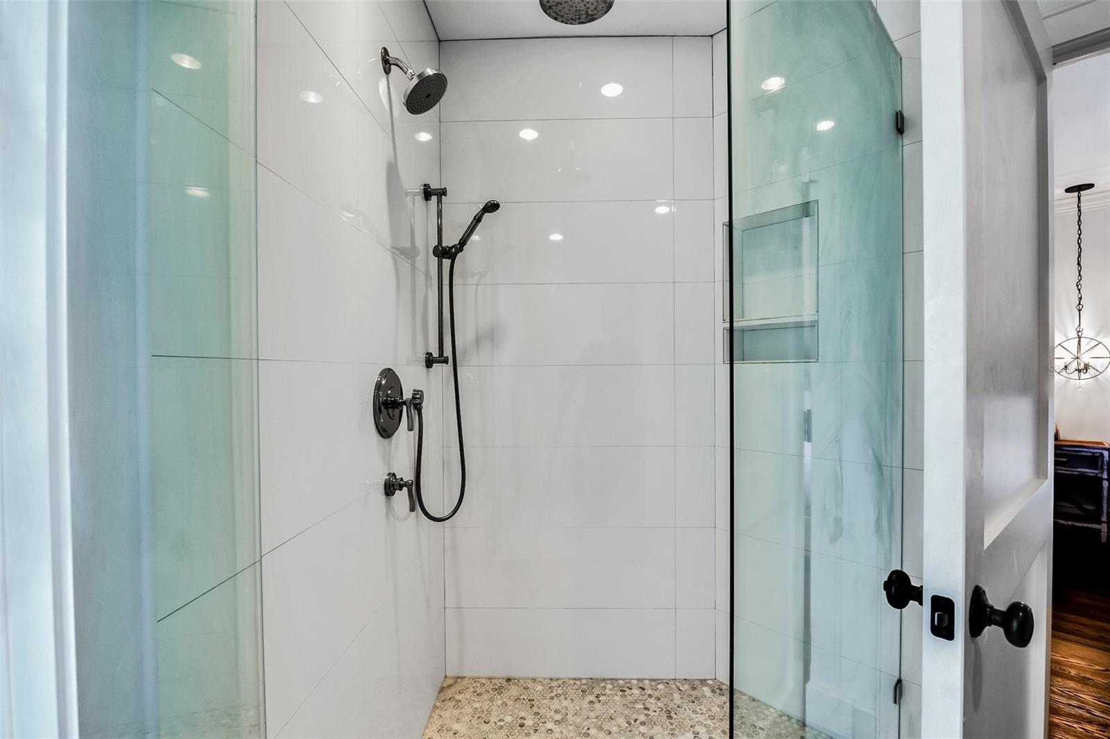 A4689581 Property Photo
