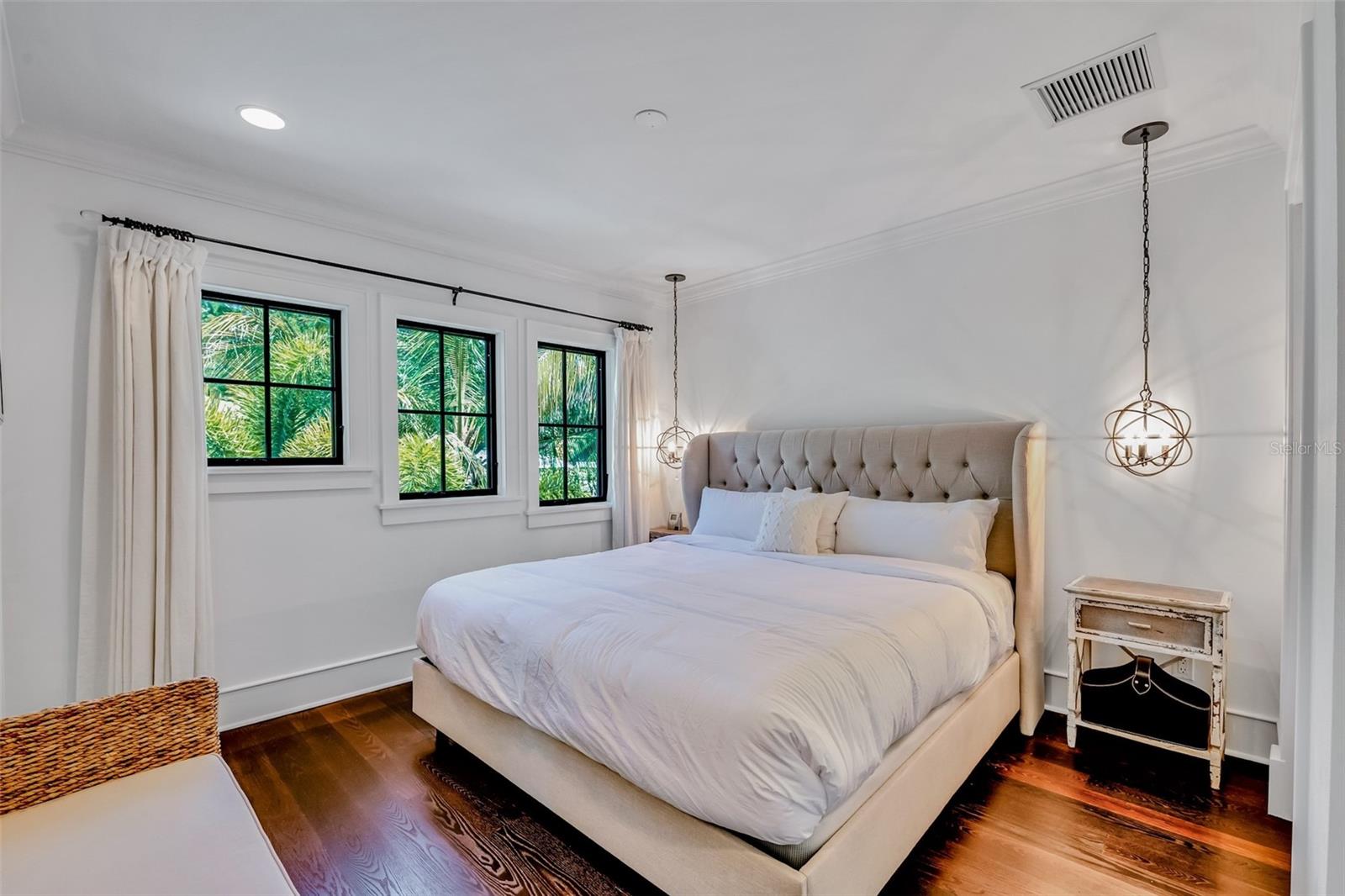 A4689581 Property Photo