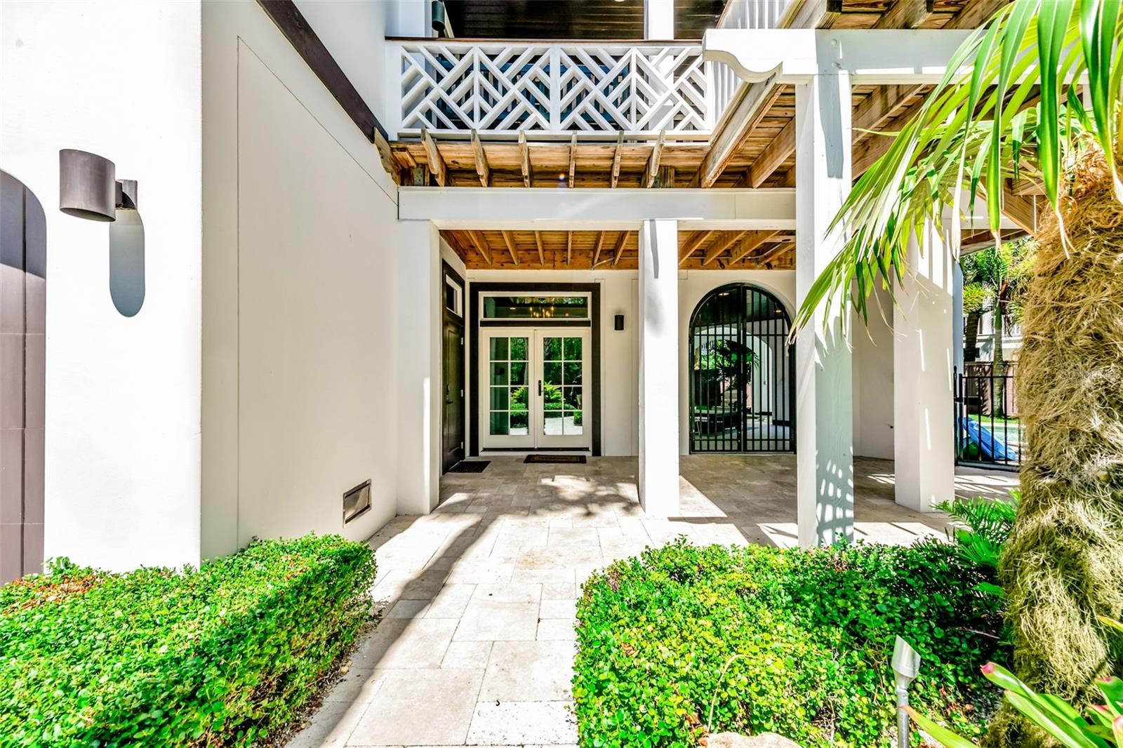 A4689581 Property Photo
