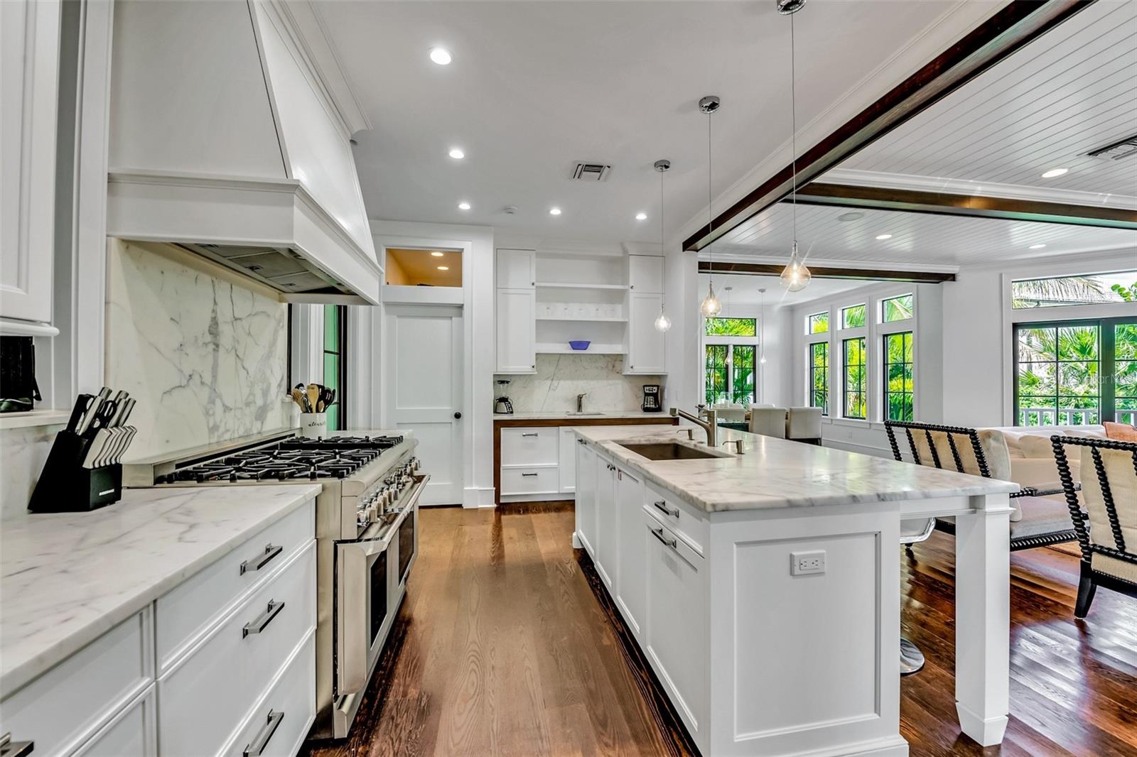 A4689581 Property Photo