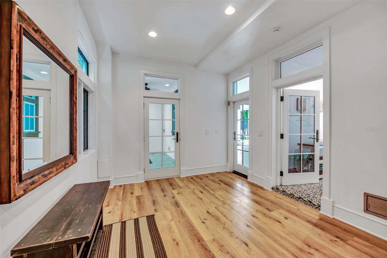 A4689581 Property Photo