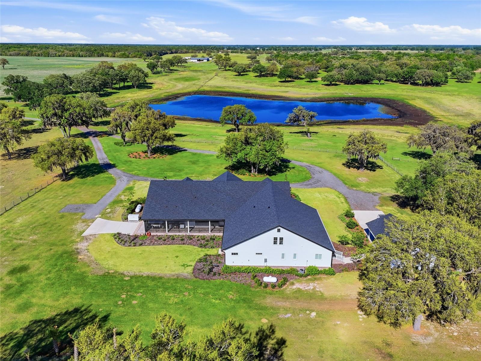 GC539340 Property Photo