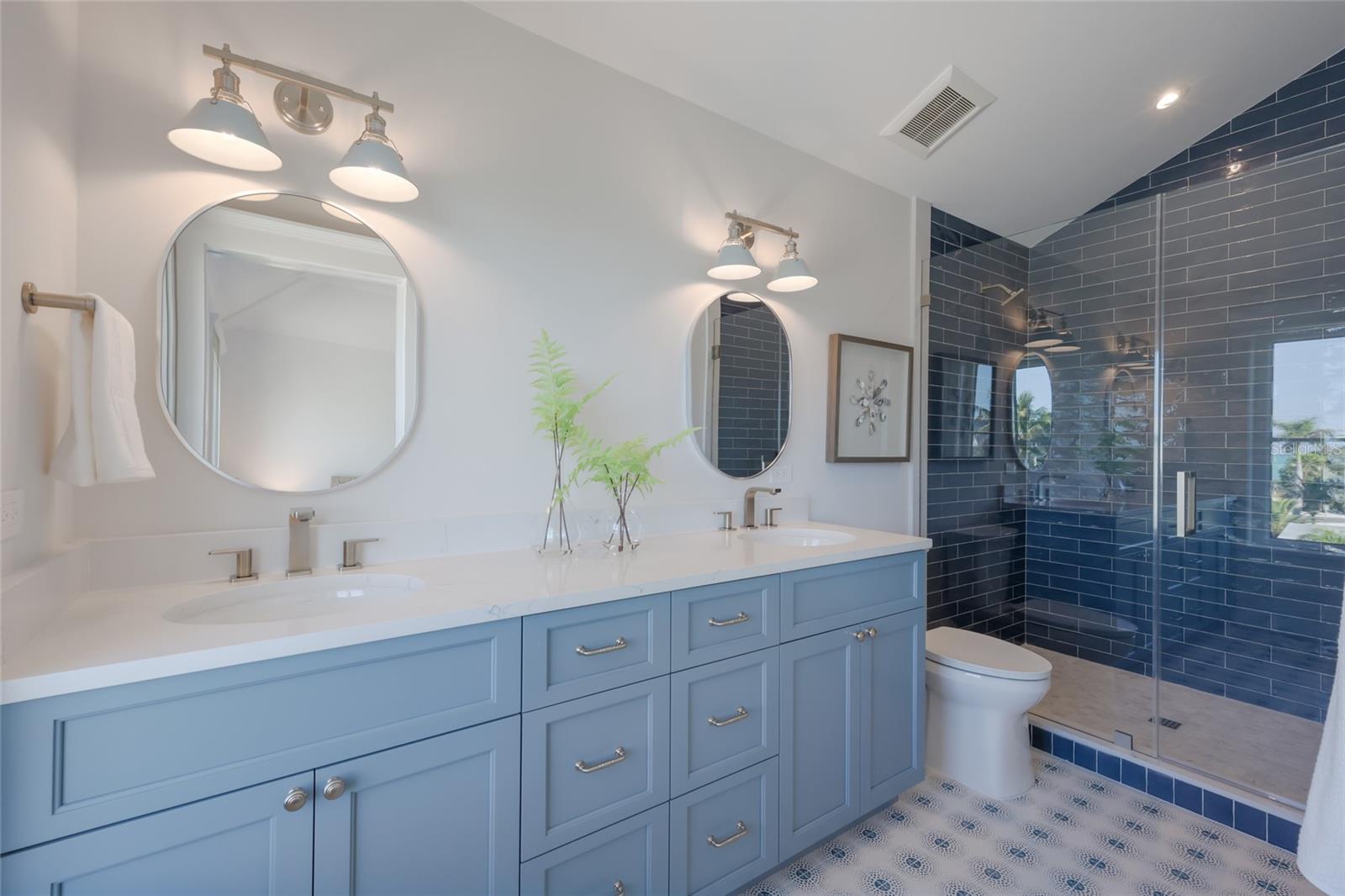 A4689780 Property Photo