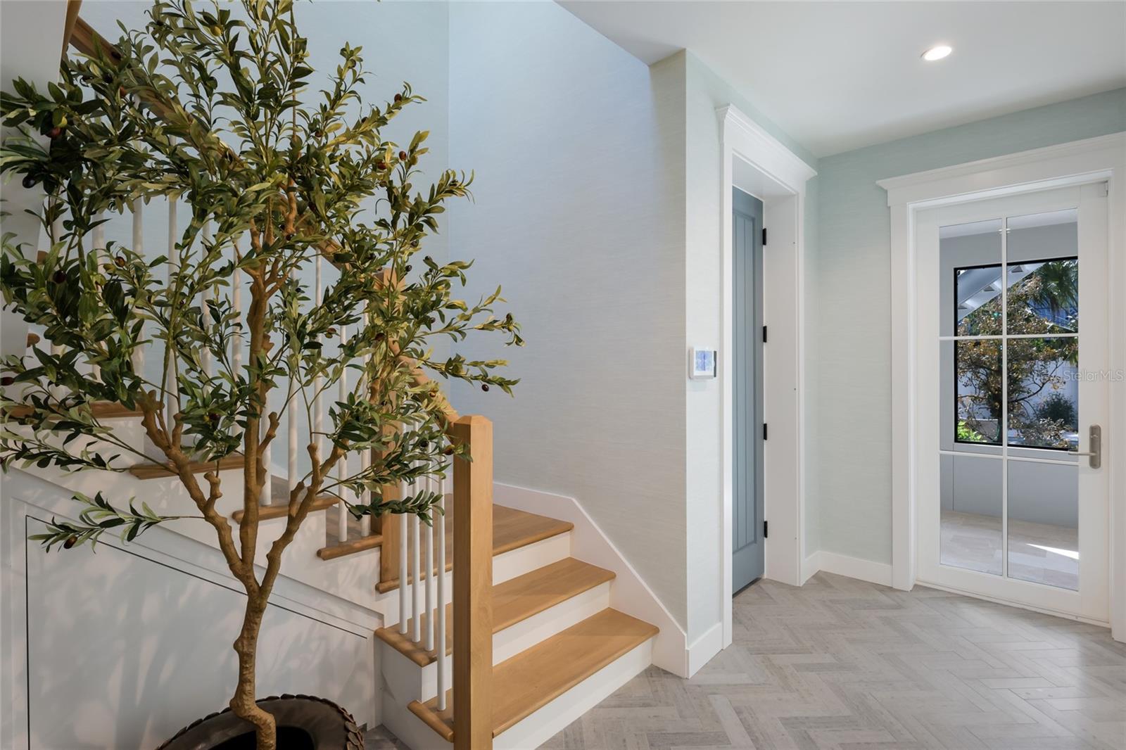 A4689780 Property Photo