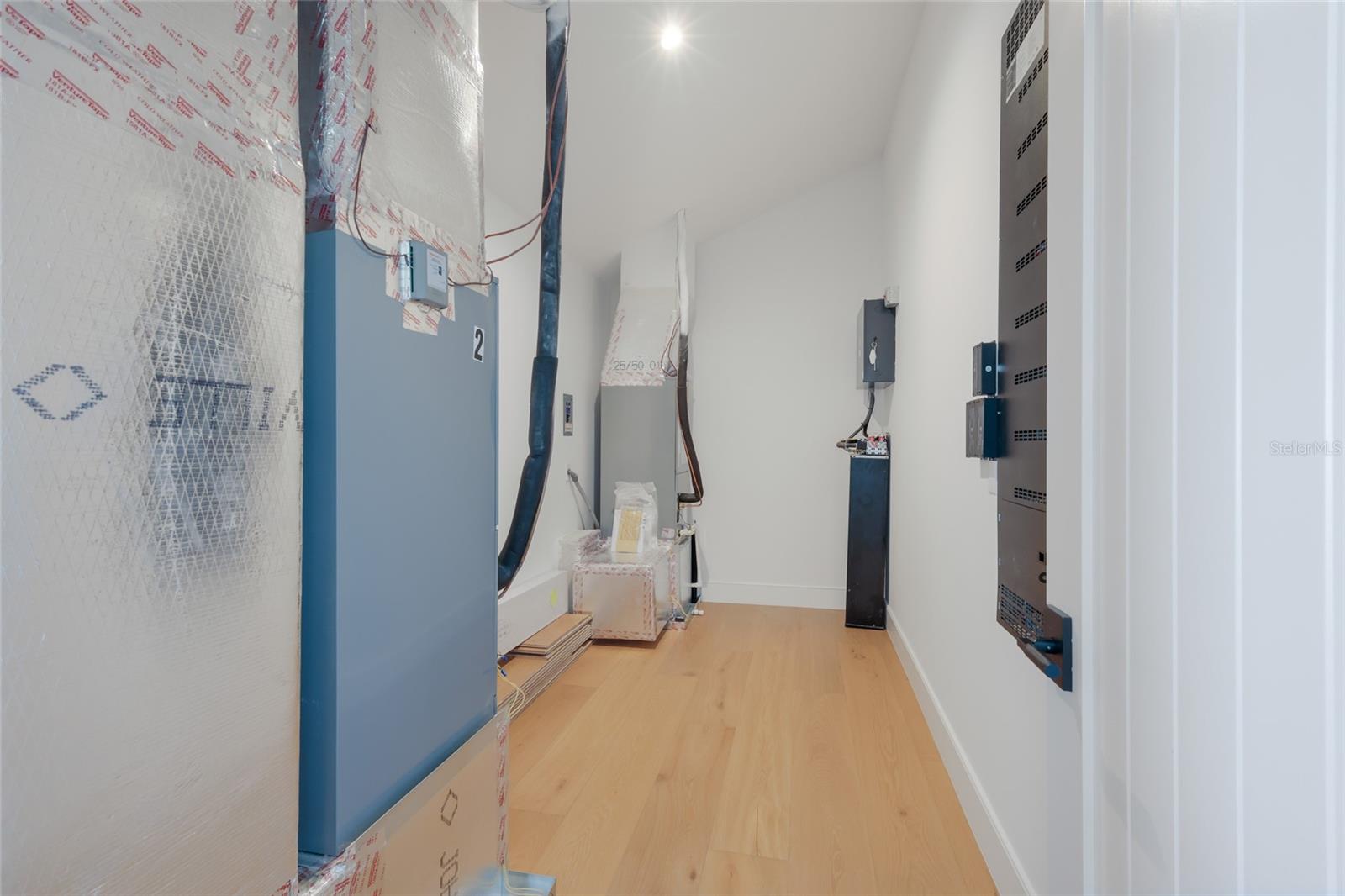 A4689780 Property Photo