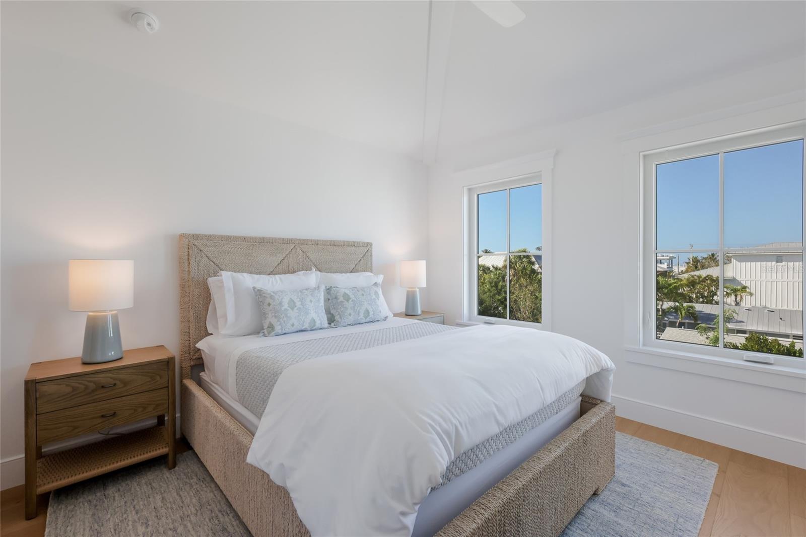 A4689780 Property Photo
