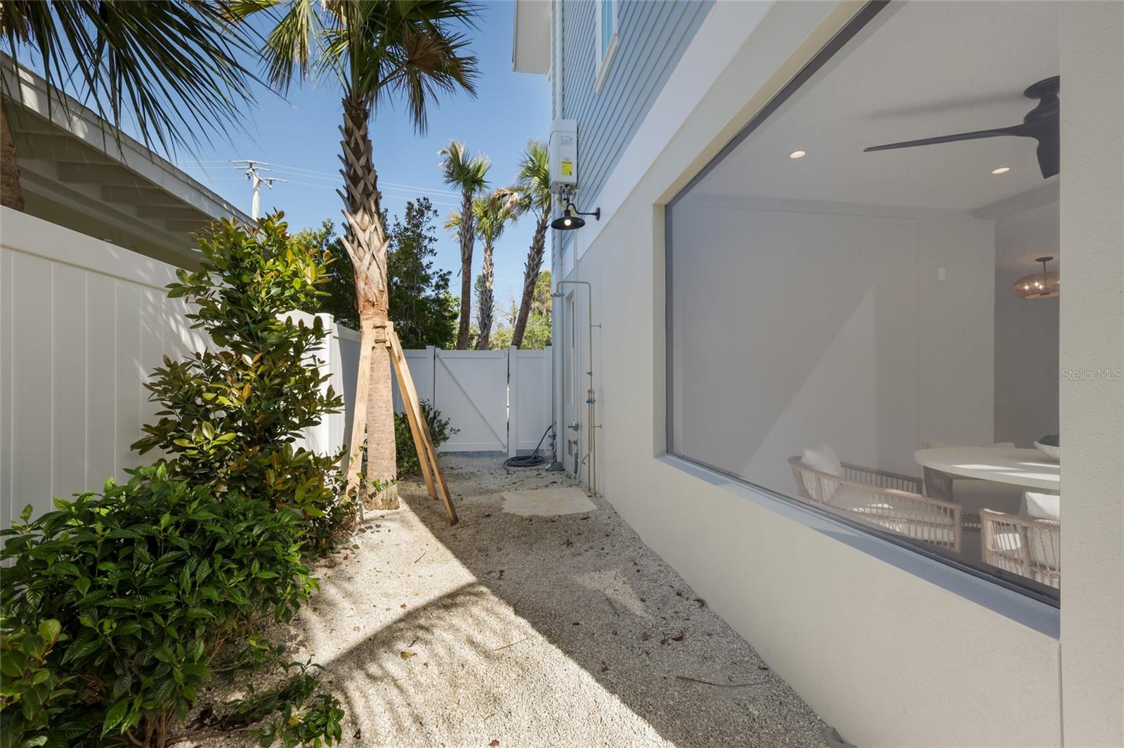 A4689780 Property Photo