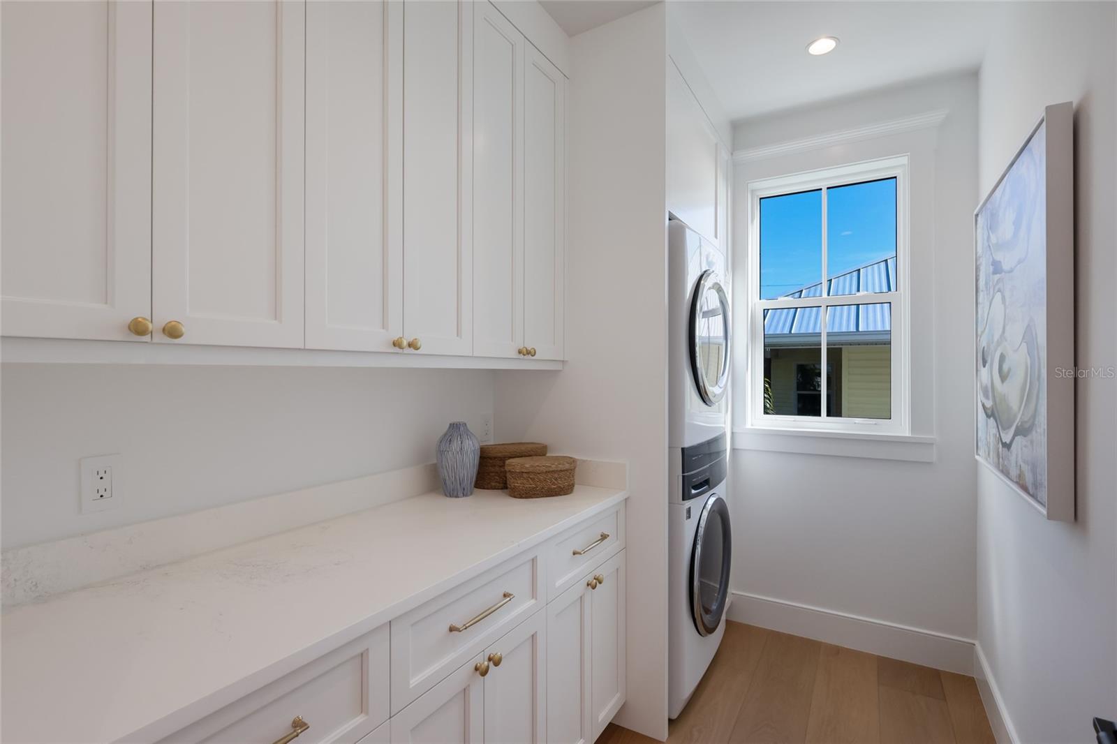 A4689780 Property Photo