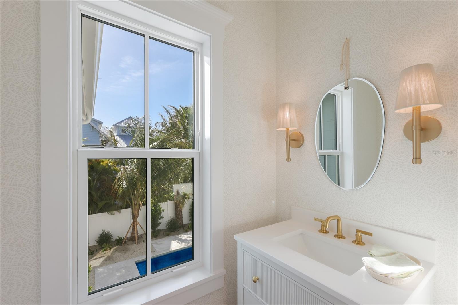 A4689780 Property Photo