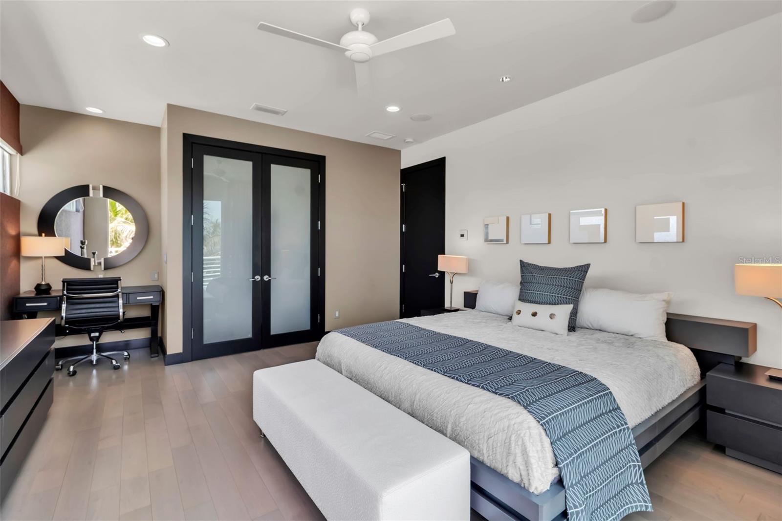 A4690180 Property Photo