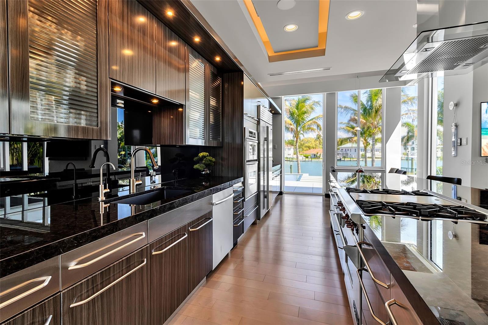 A4690180 Property Photo