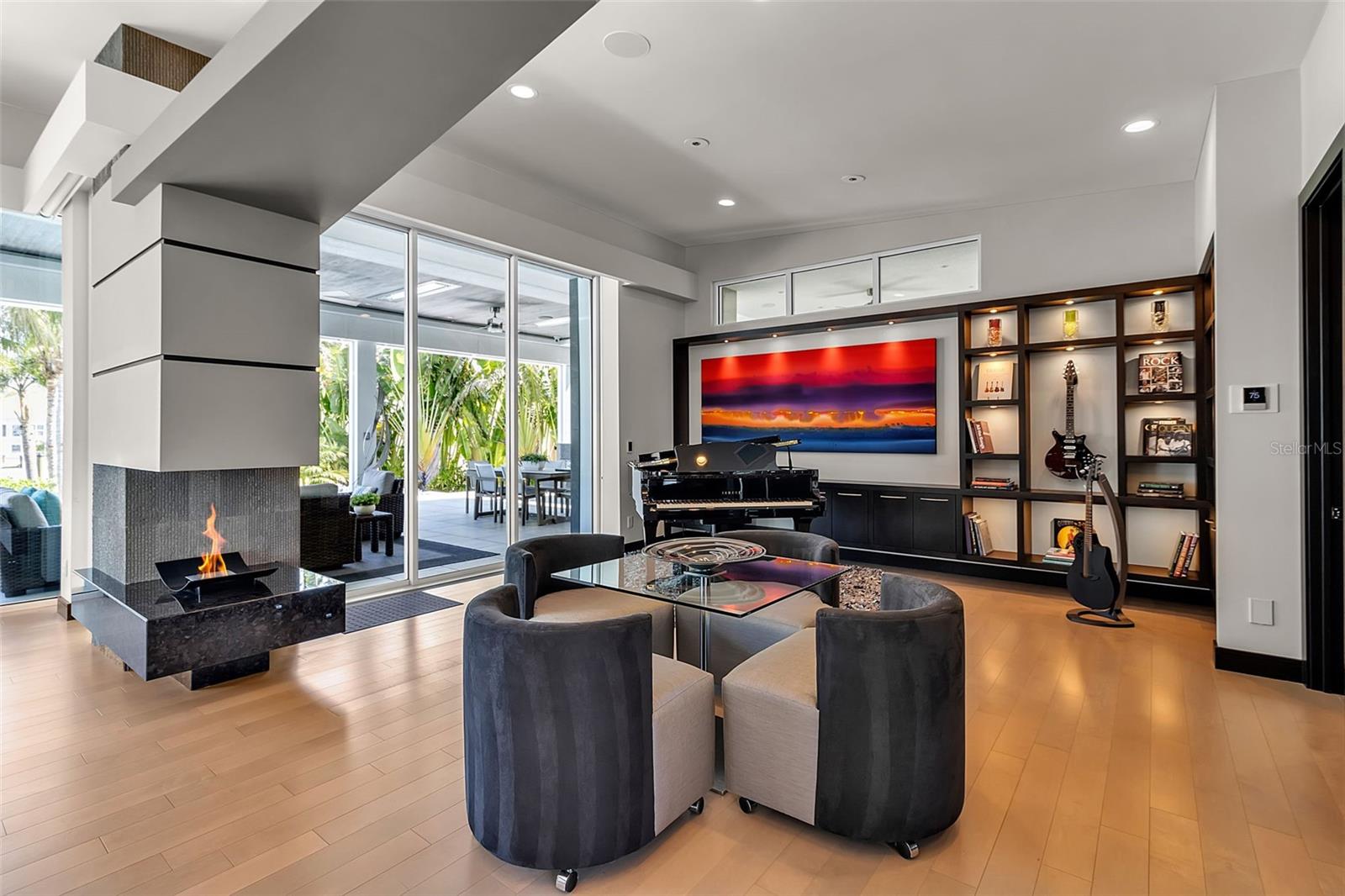A4690180 Property Photo
