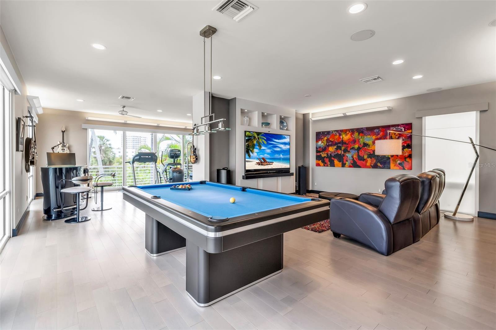 A4690180 Property Photo
