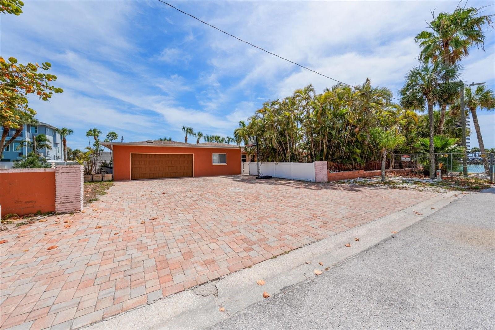 MLS# TB8498169 Property Photo