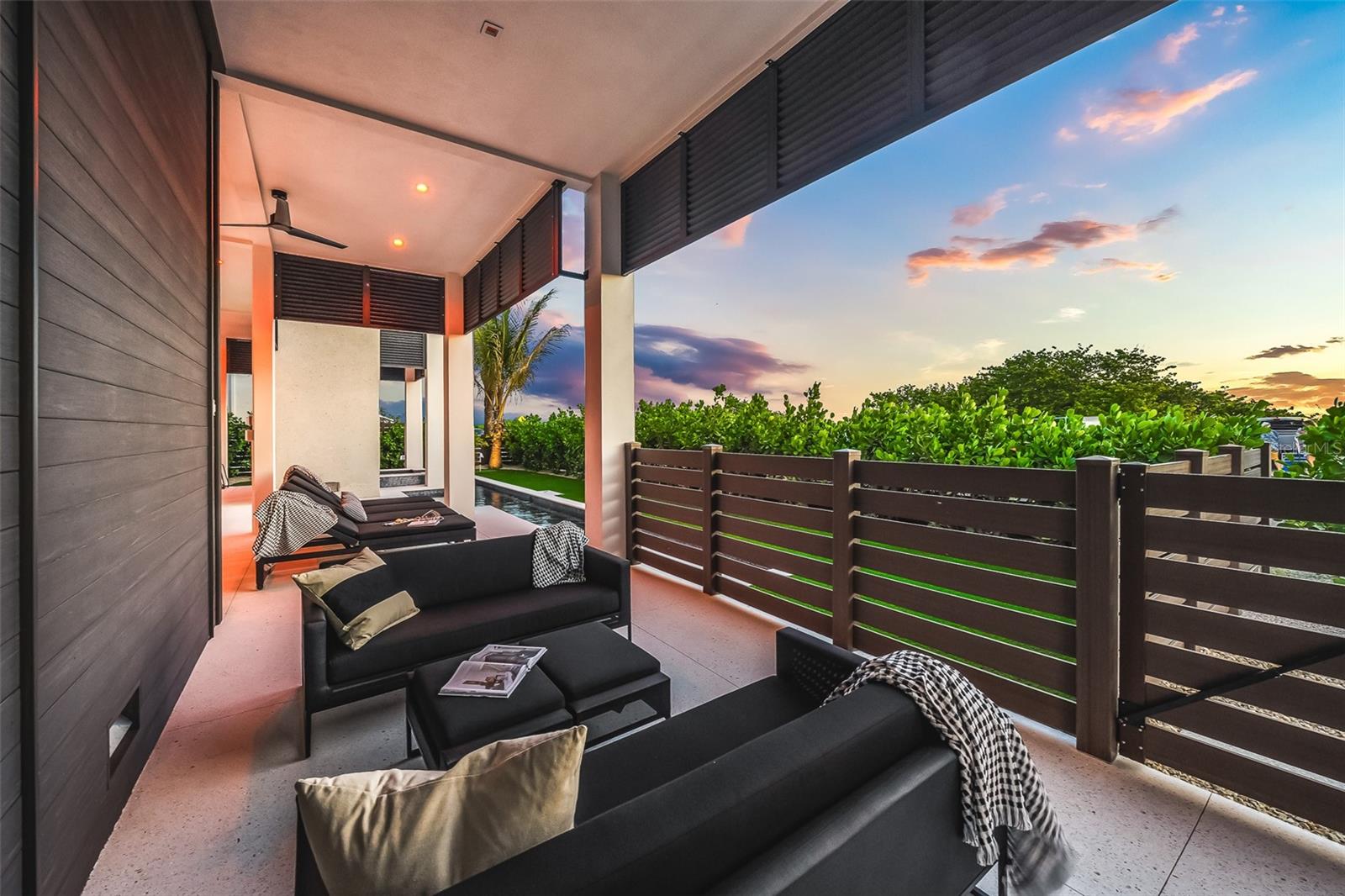A4690312 Property Photo