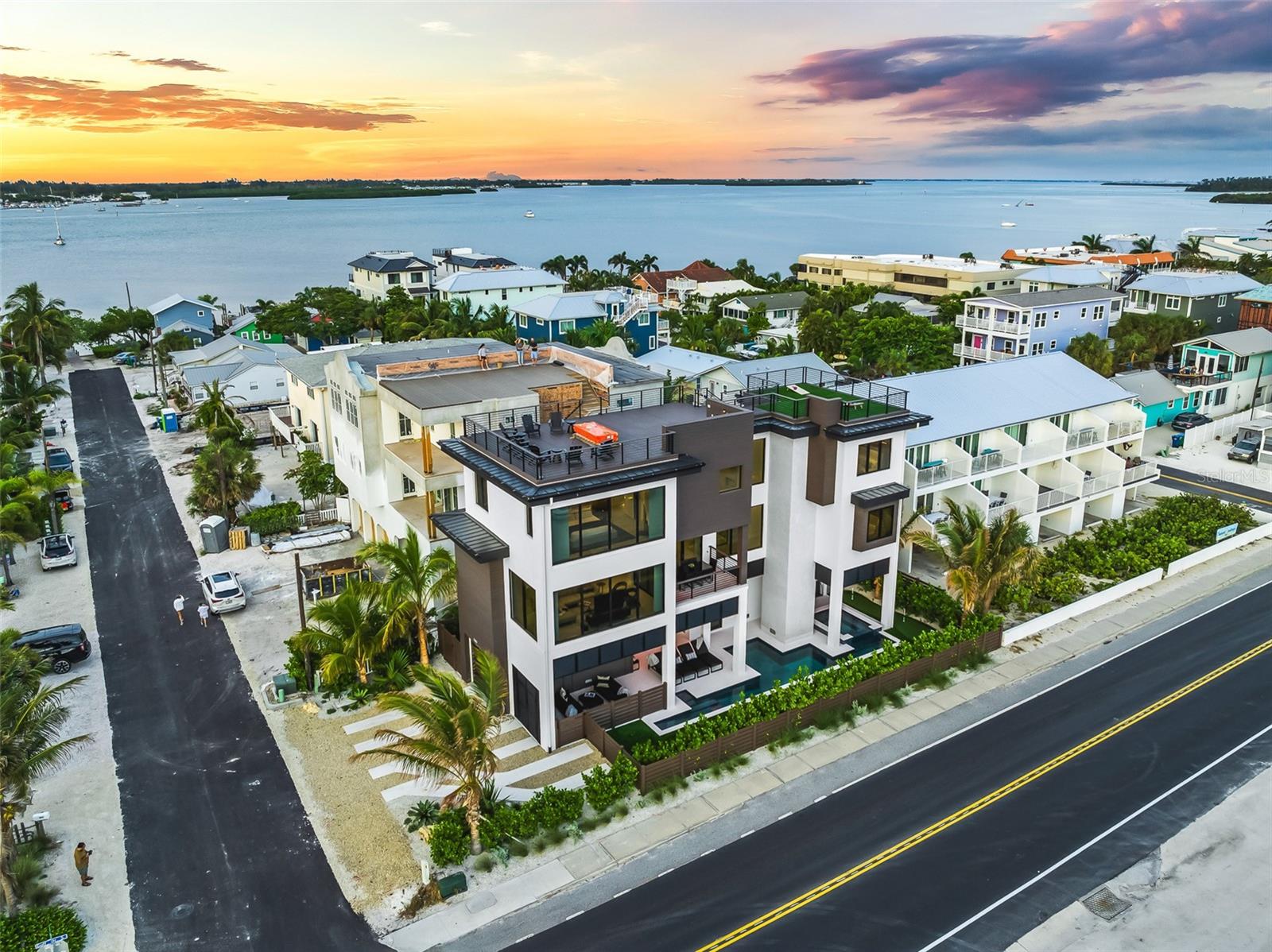 A4690312 Property Photo