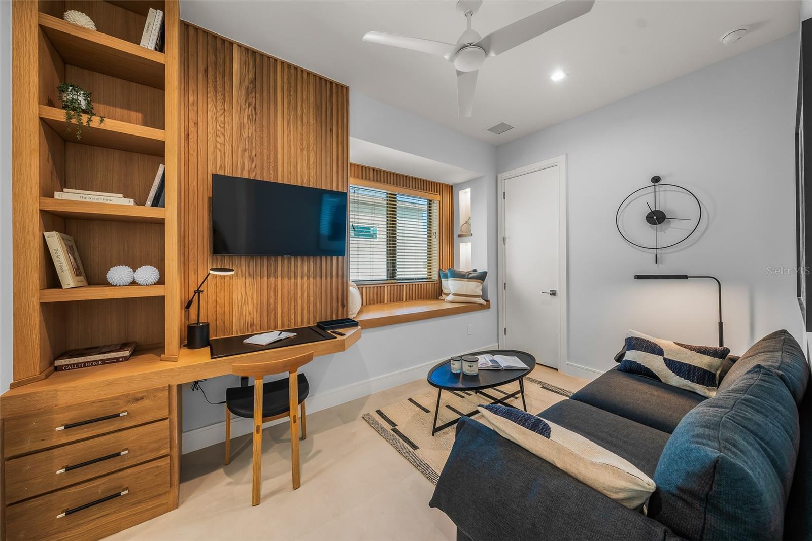 A4690312 Property Photo