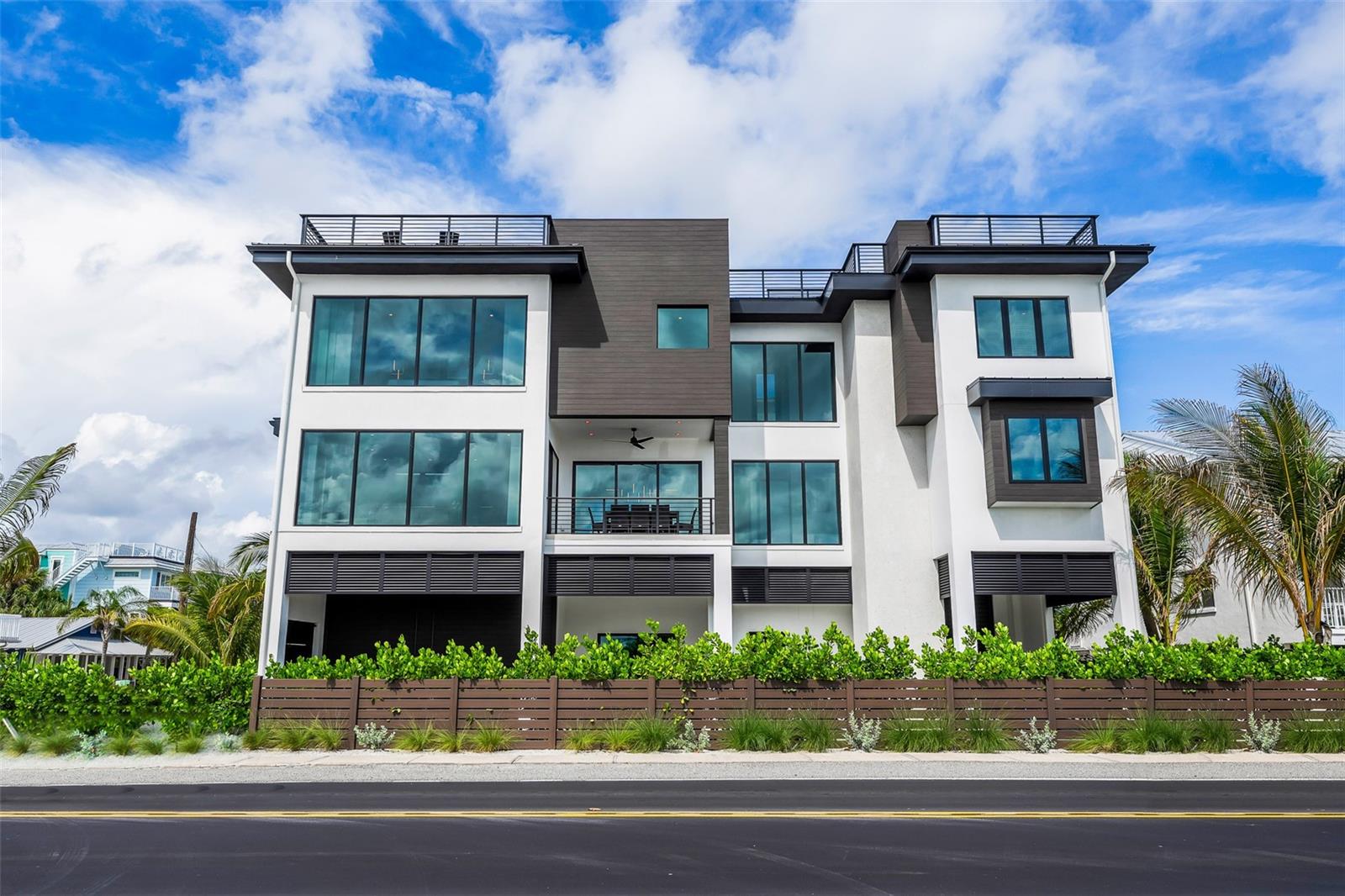 A4690312 Property Photo