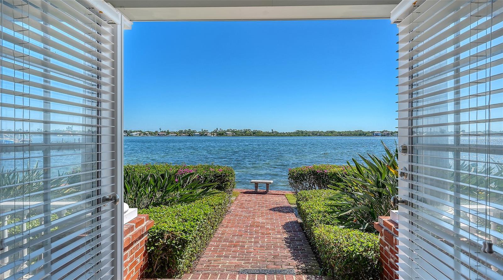 A4690355 Property Photo
