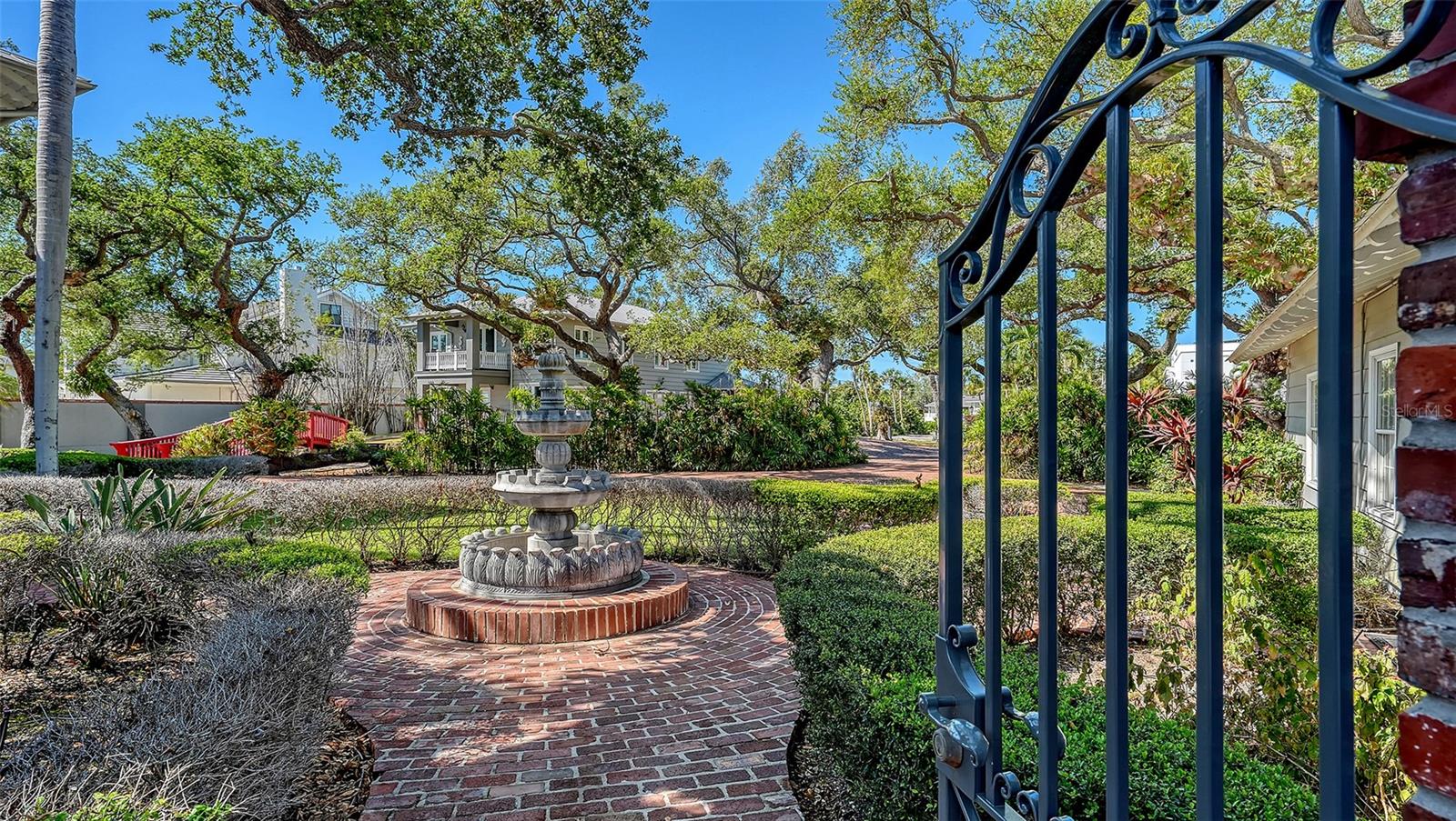 A4690355 Property Photo