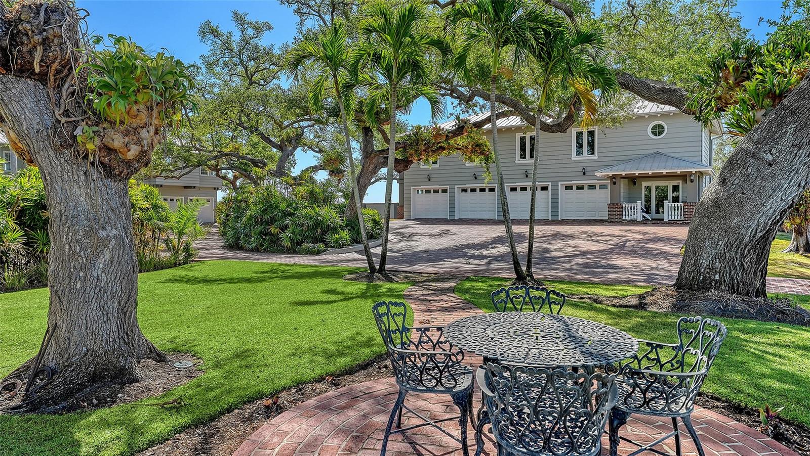 A4690355 Property Photo