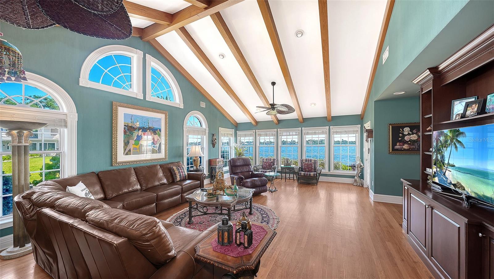 A4690355 Property Photo