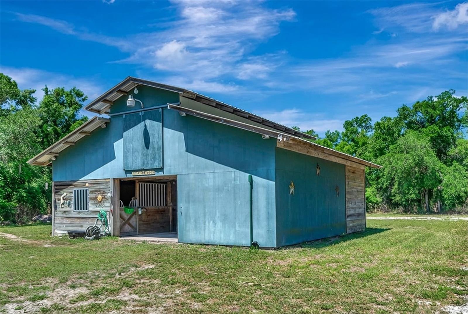 A4690434 Property Photo