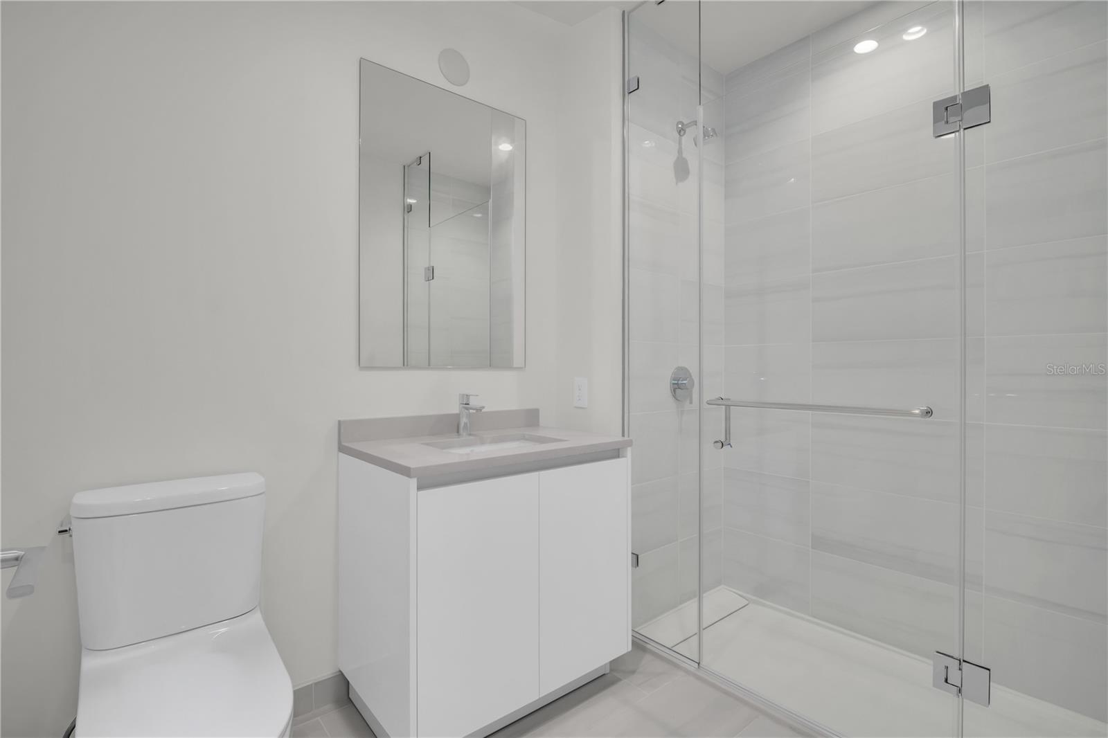 TB8498848 Property Photo