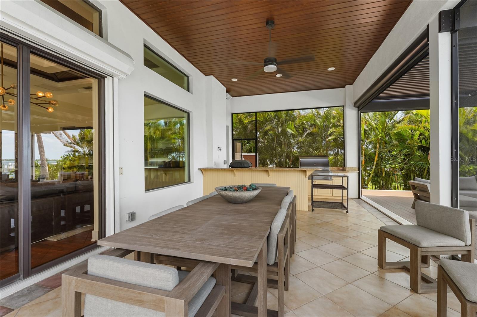 A4690949 Property Photo