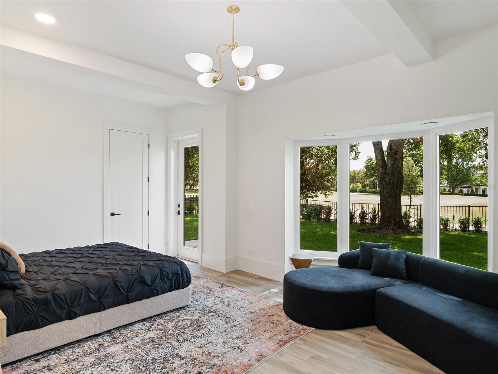 O6401757 Property Photo