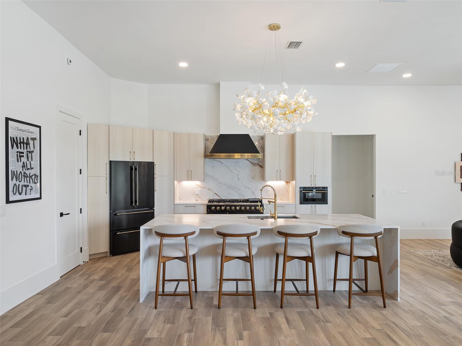 O6401757 Property Photo