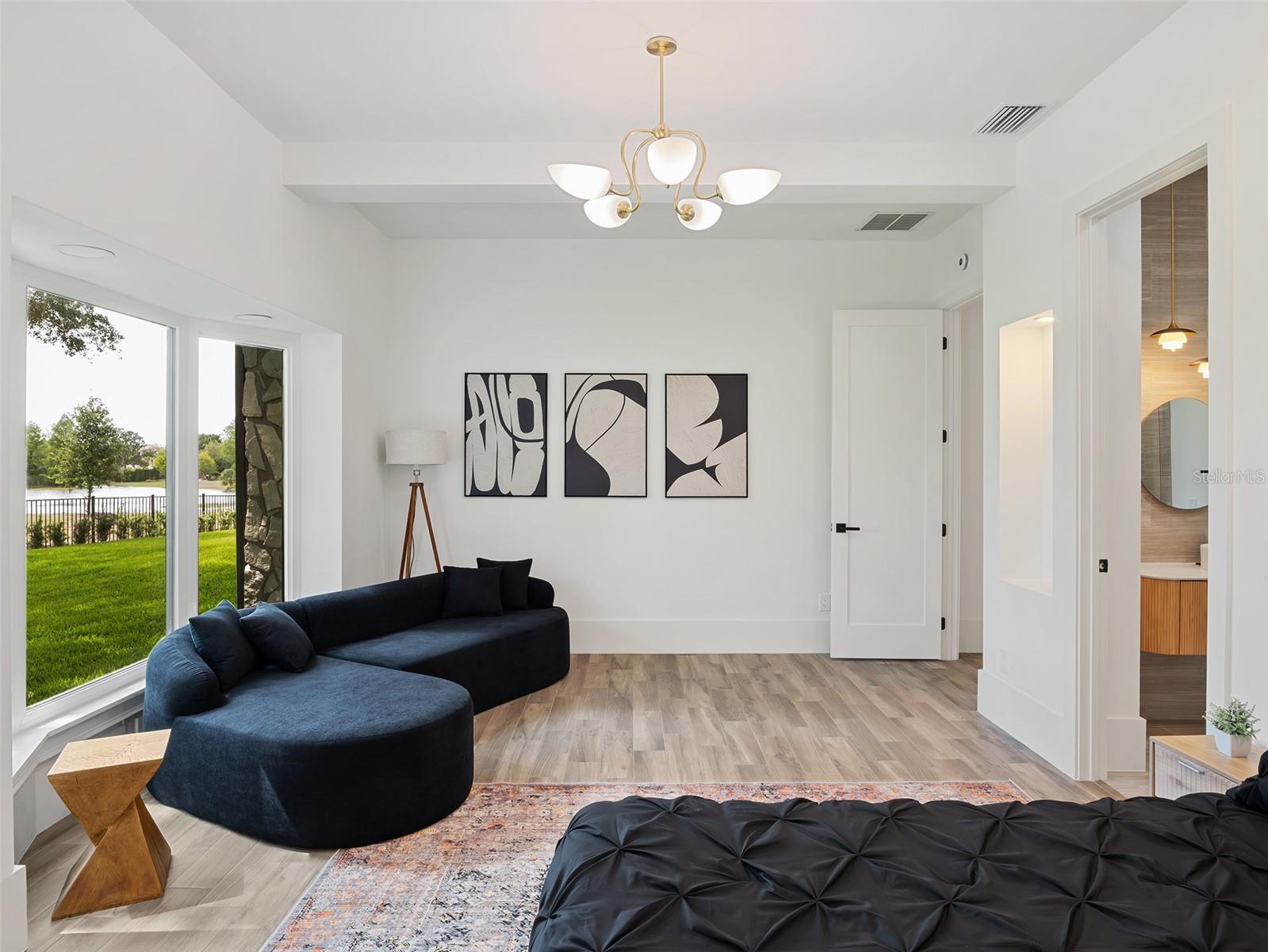 O6401757 Property Photo