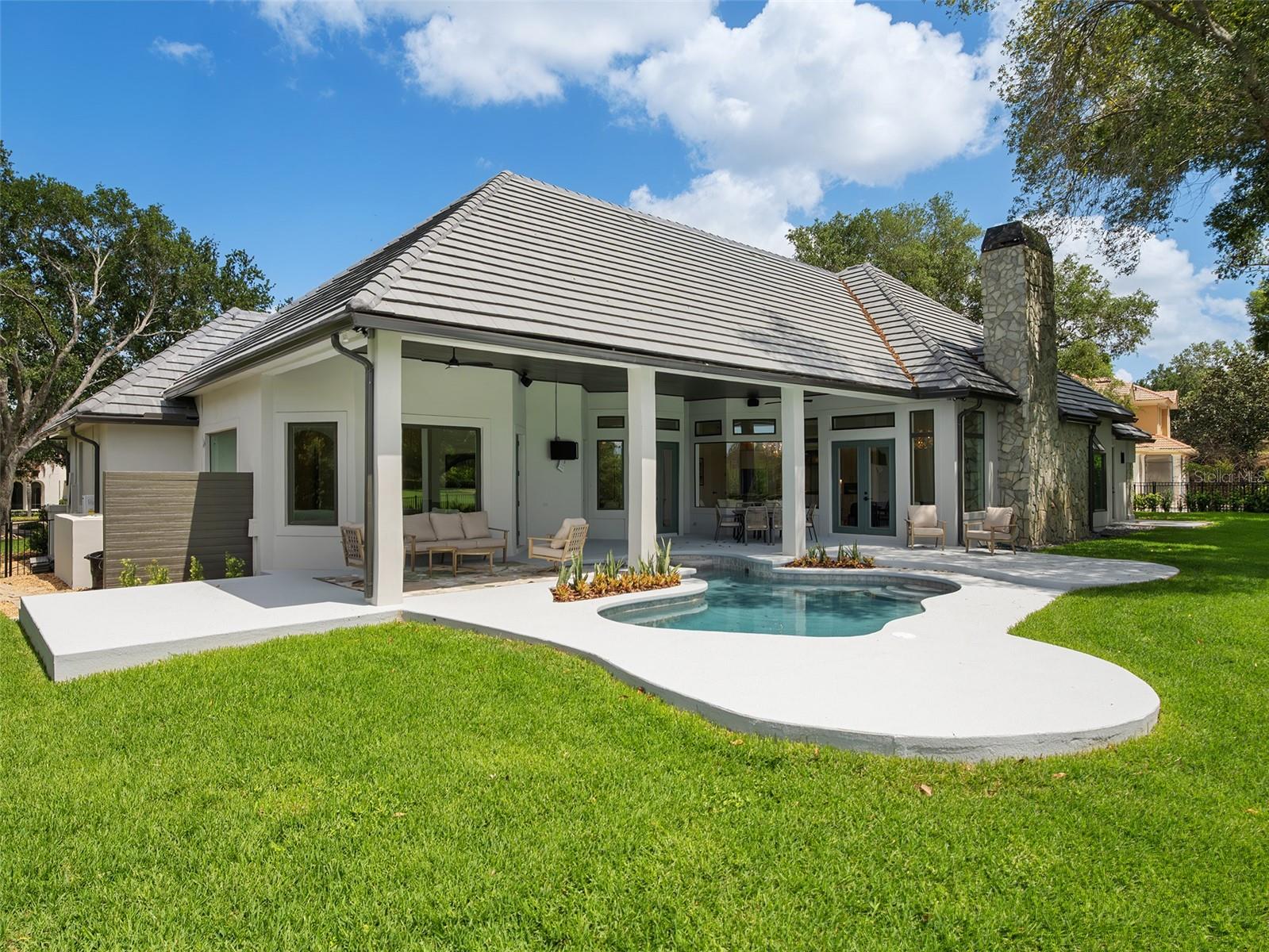 O6401757 Property Photo