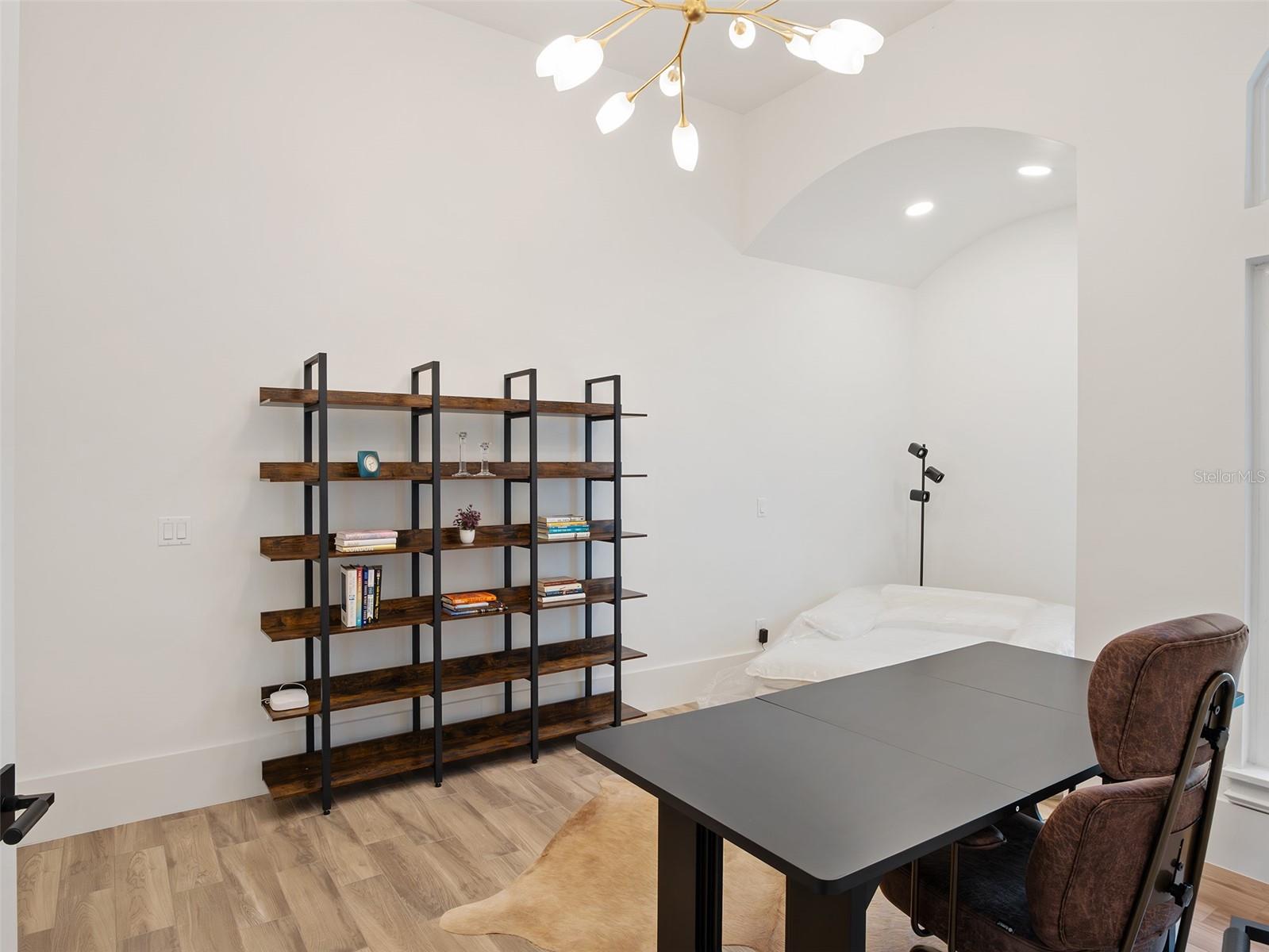 O6401757 Property Photo