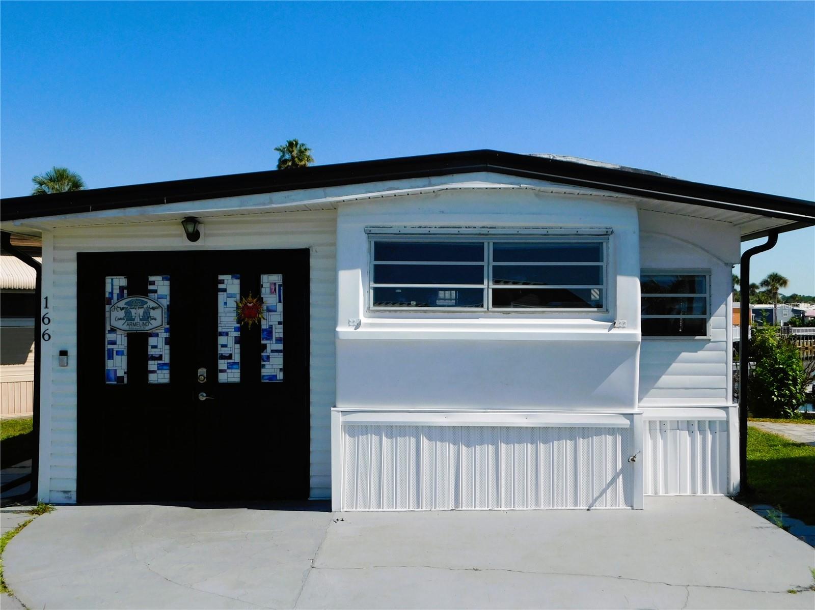 MLS# TB8502033 Property Photo