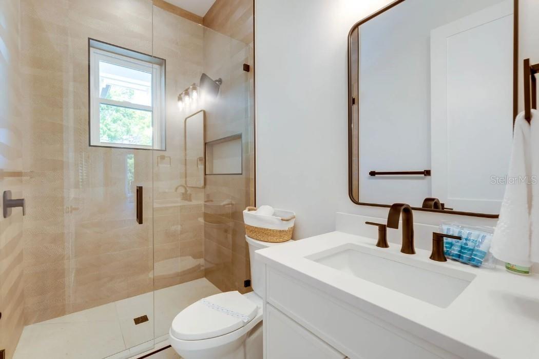 A4691620 Property Photo