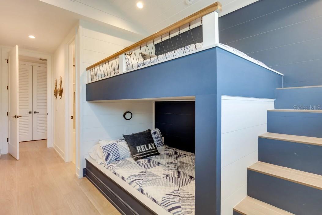 A4691620 Property Photo