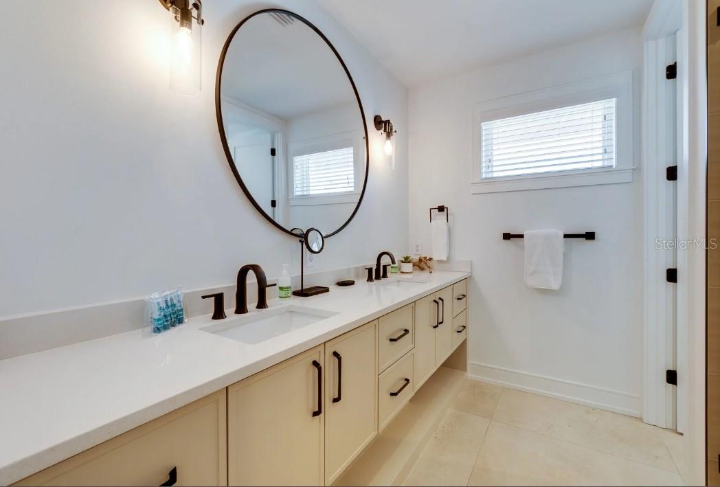 A4691620 Property Photo