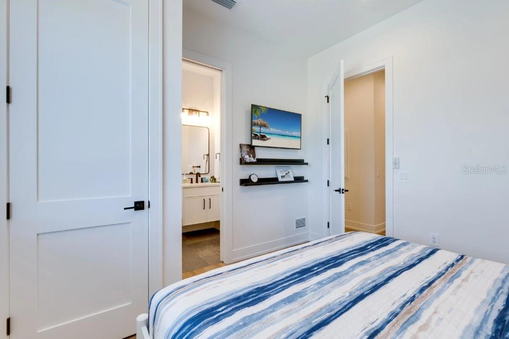 A4691620 Property Photo