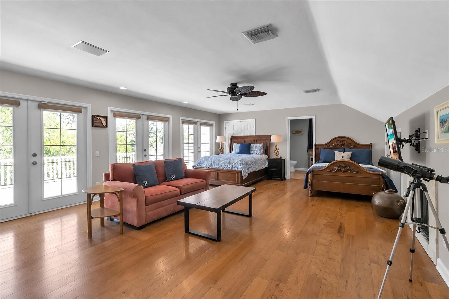 A4691664 Property Photo