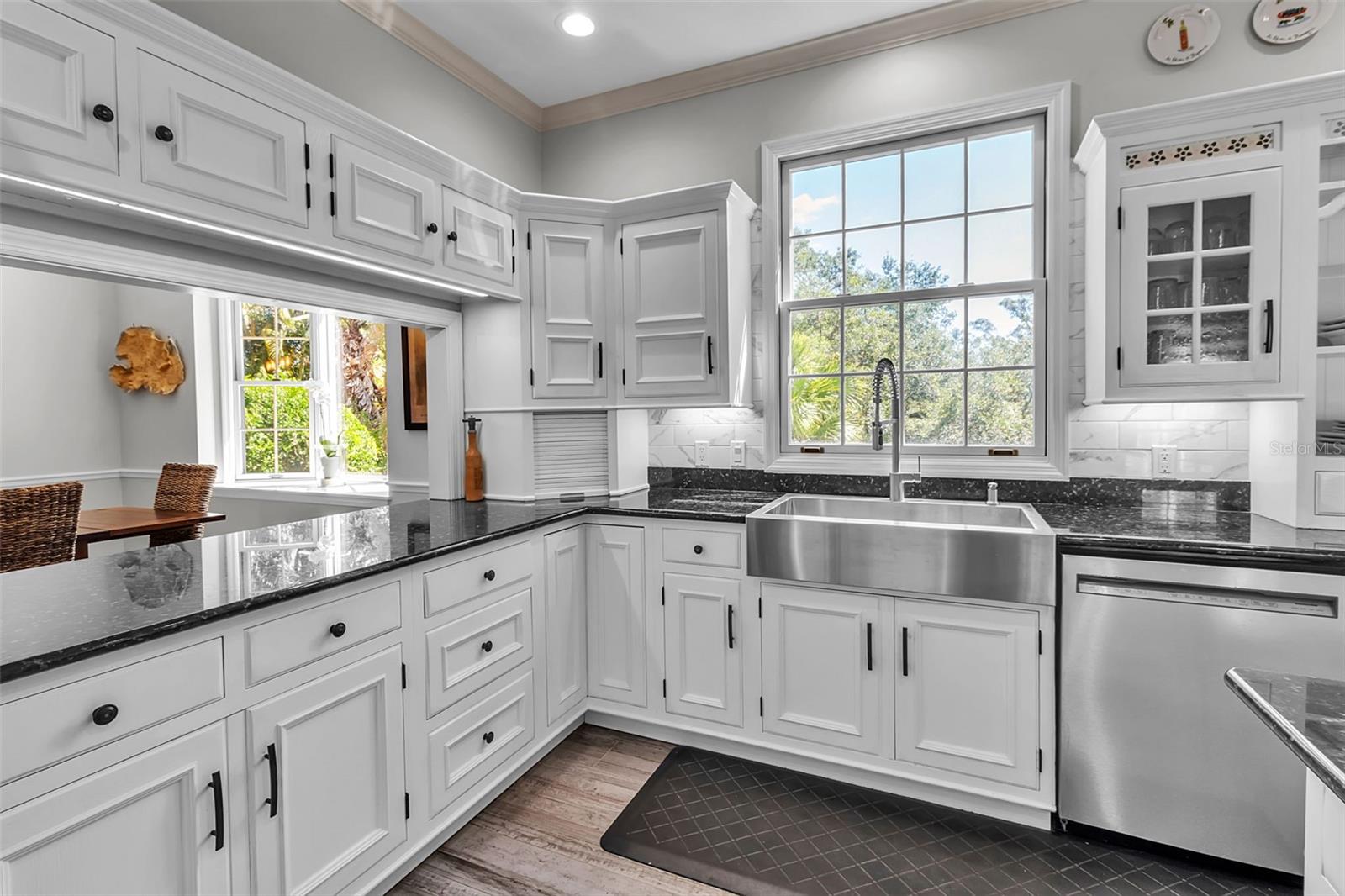 A4691664 Property Photo