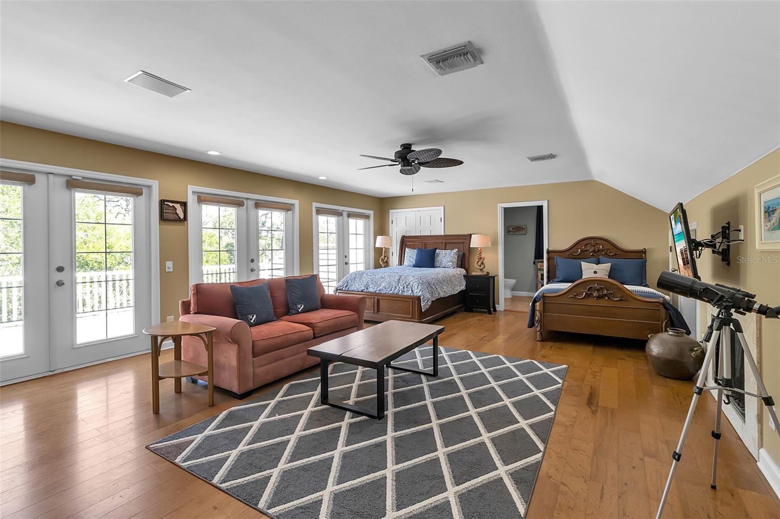 A4691664 Property Photo