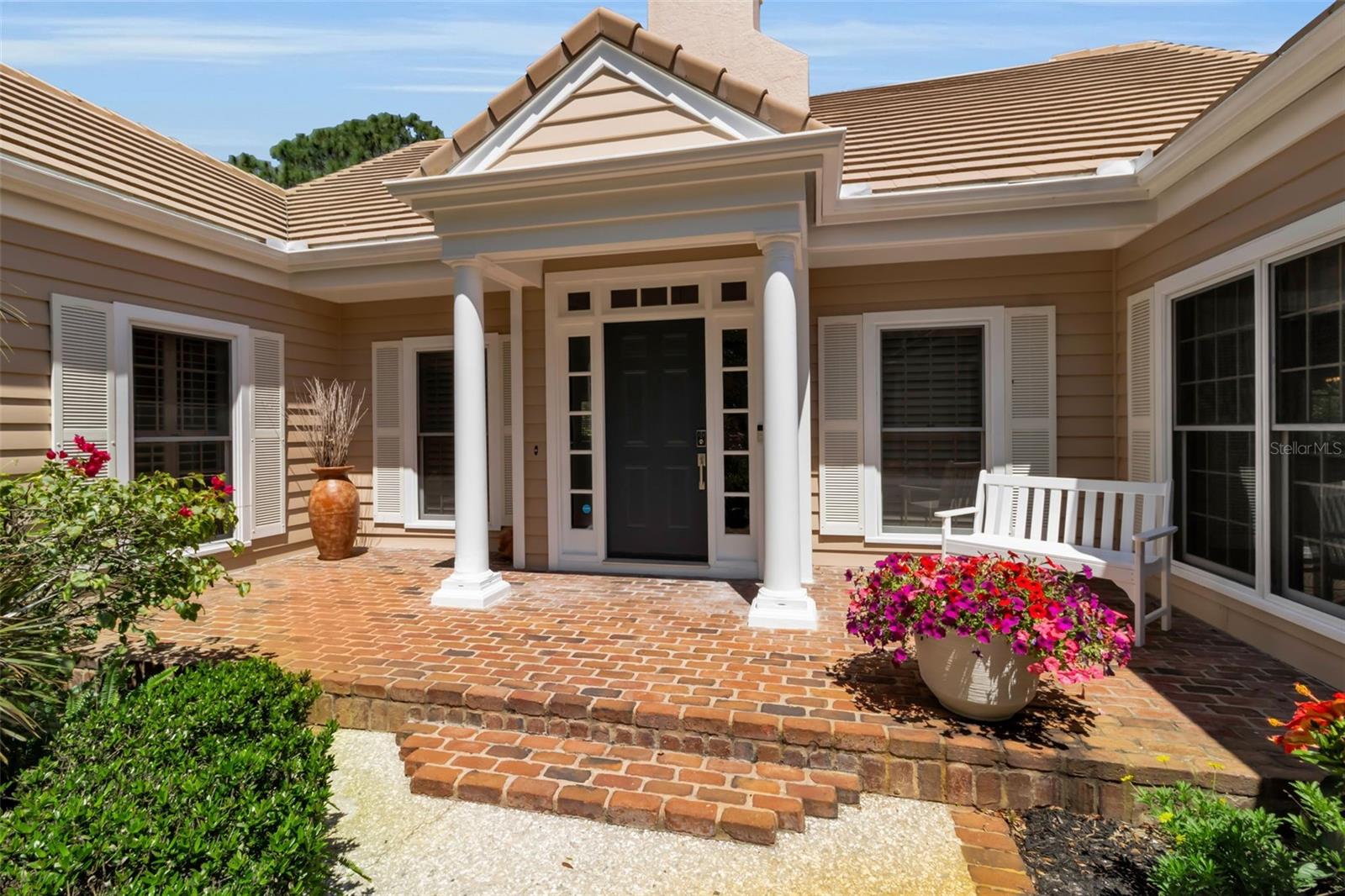 A4691664 Property Photo